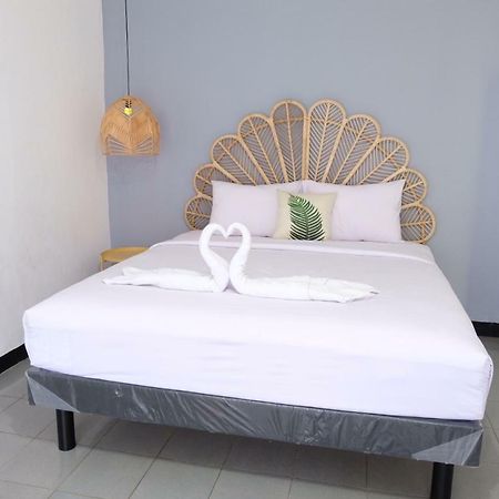 Rarem Bed & Breakfast Bandar Lampung Dış mekan fotoğraf