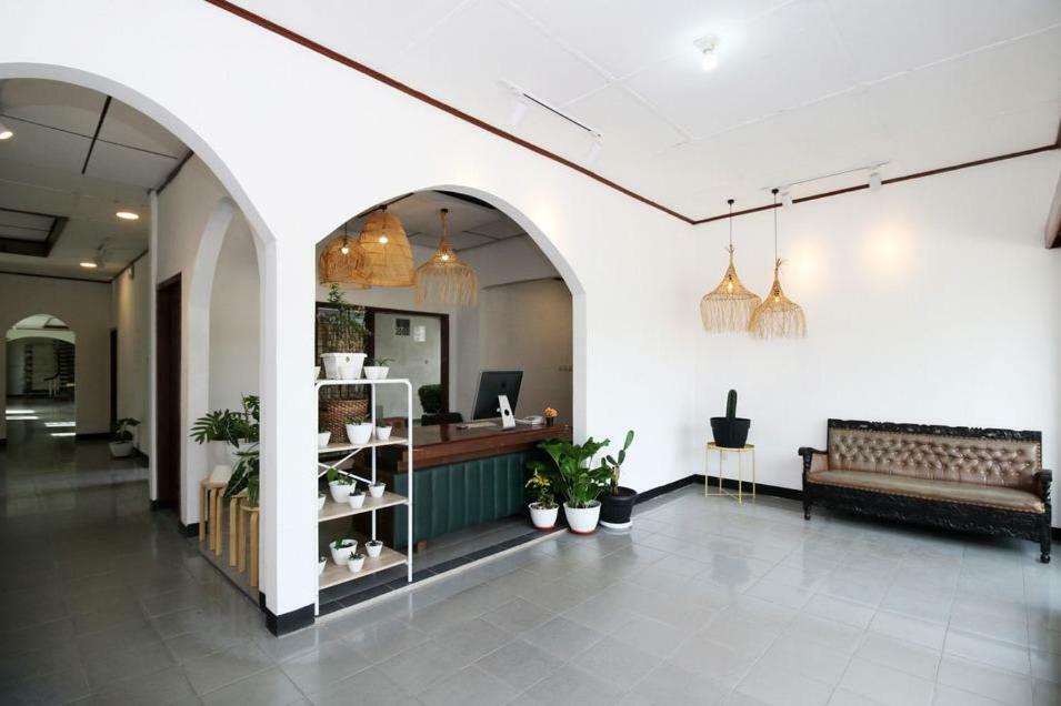 Rarem Bed & Breakfast Bandar Lampung Dış mekan fotoğraf