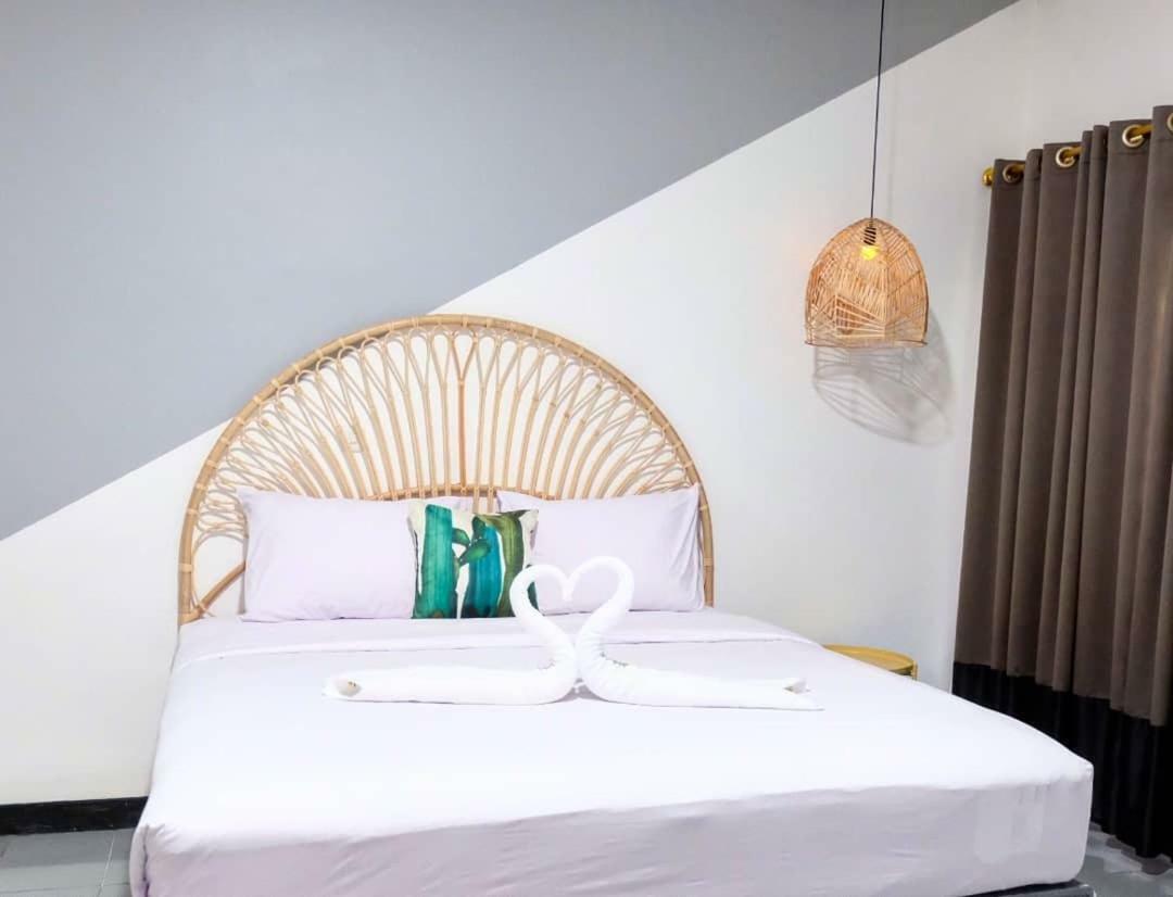 Rarem Bed & Breakfast Bandar Lampung Dış mekan fotoğraf