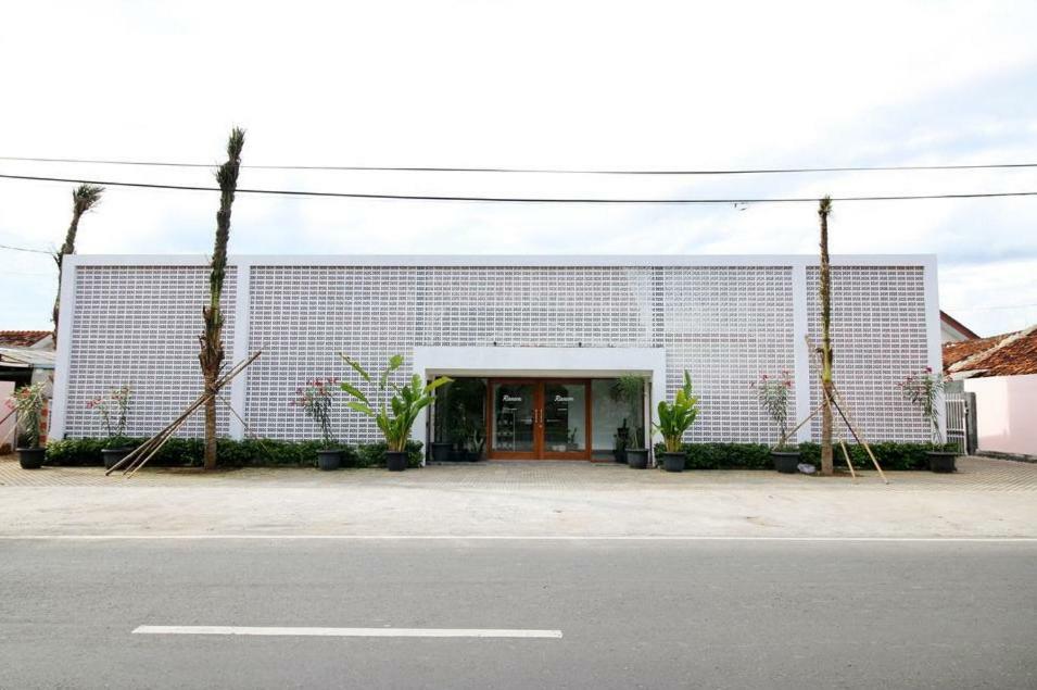 Rarem Bed & Breakfast Bandar Lampung Dış mekan fotoğraf